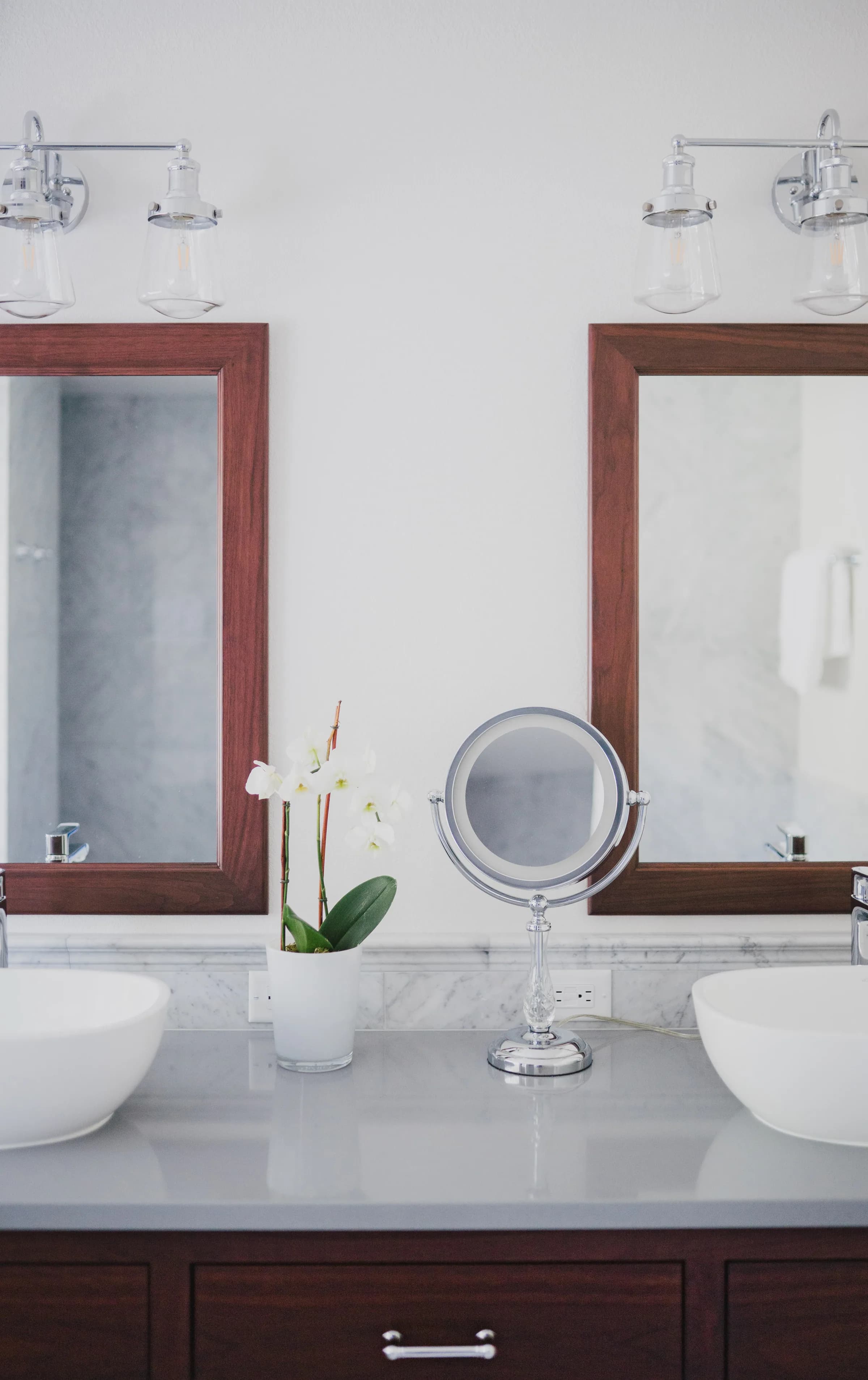 The Carrara-Soaker Bath, image 3