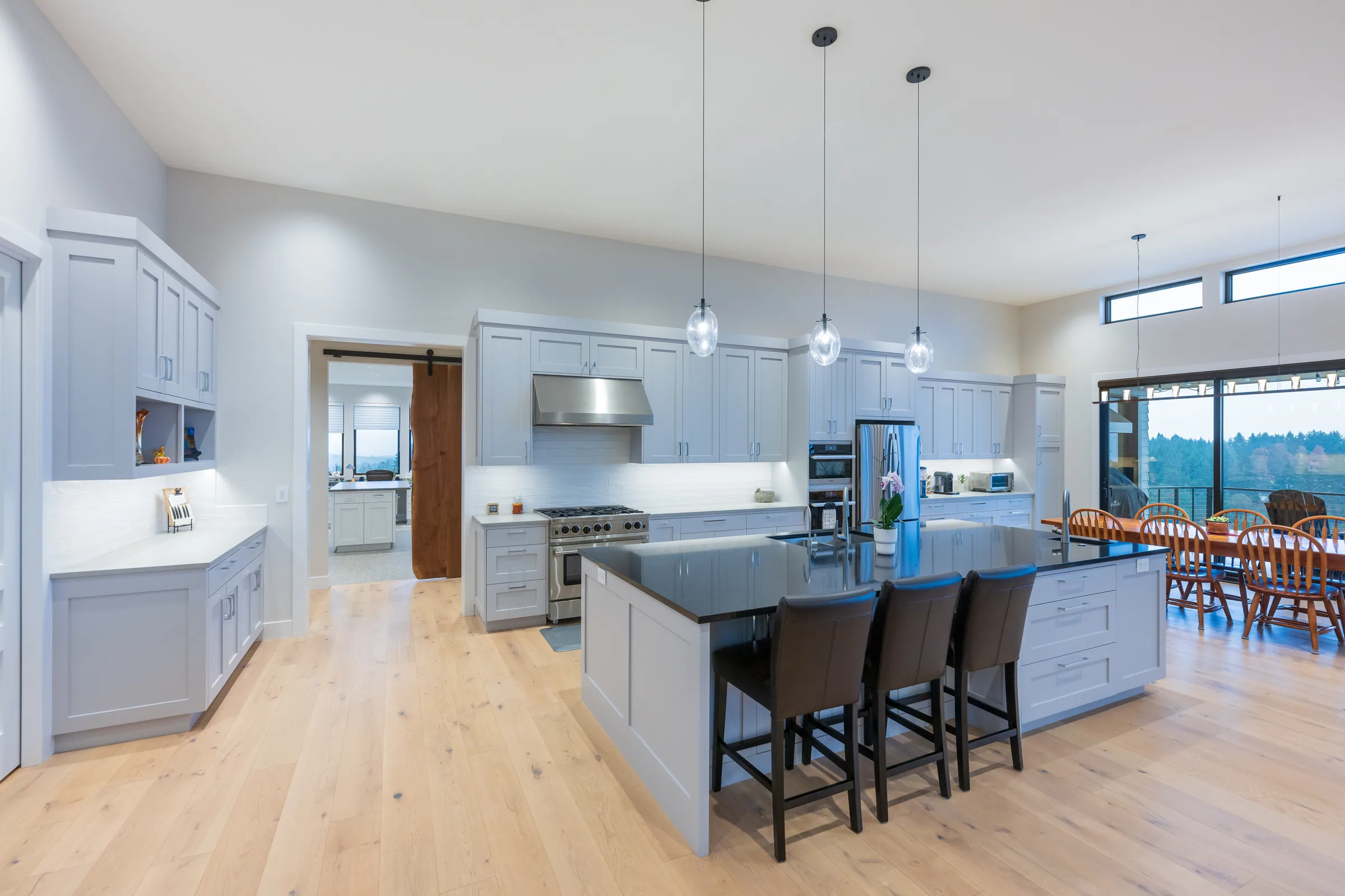 Skyline Haven, image 3