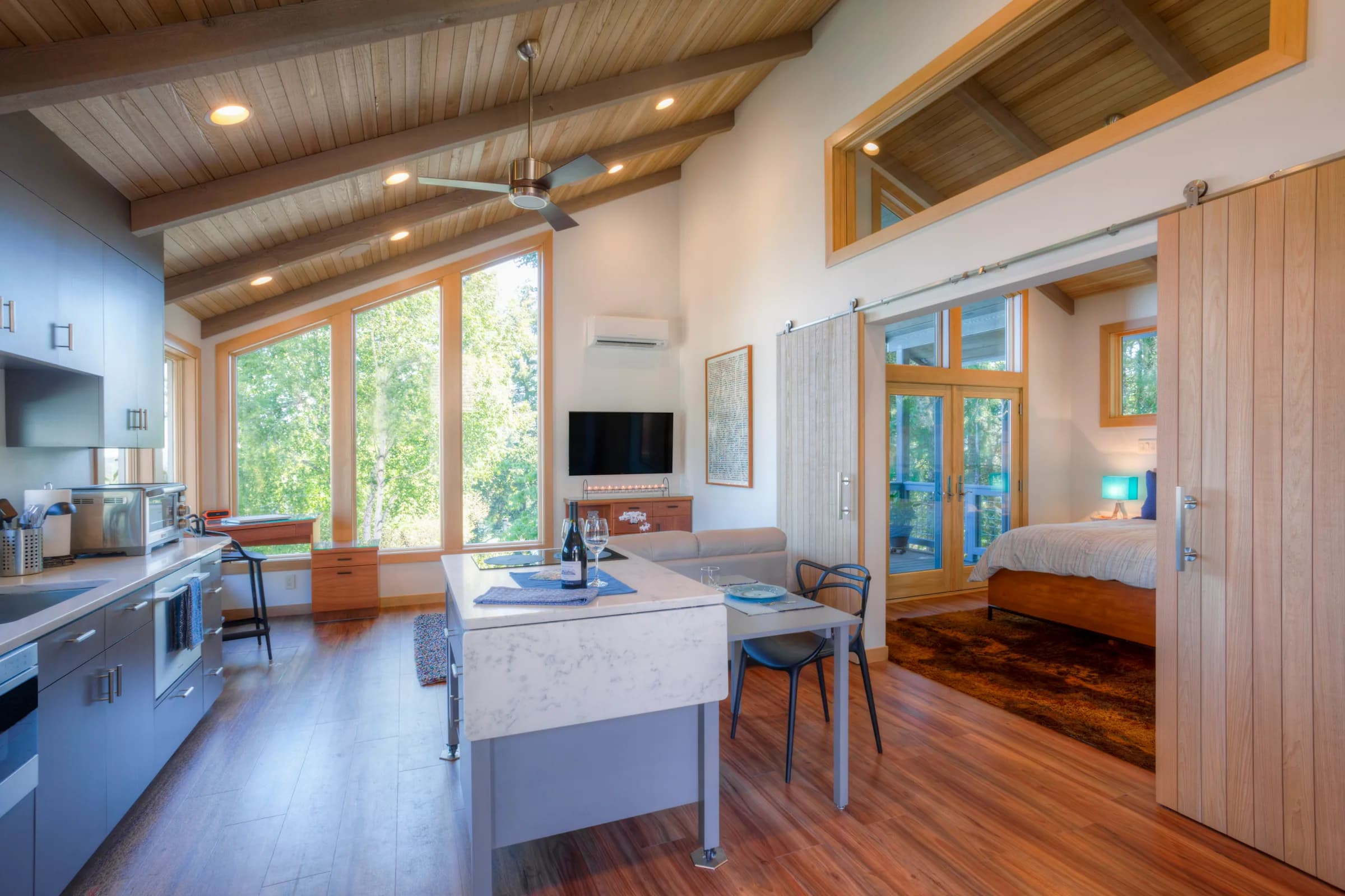 The Hilltop Guest House, image 8
