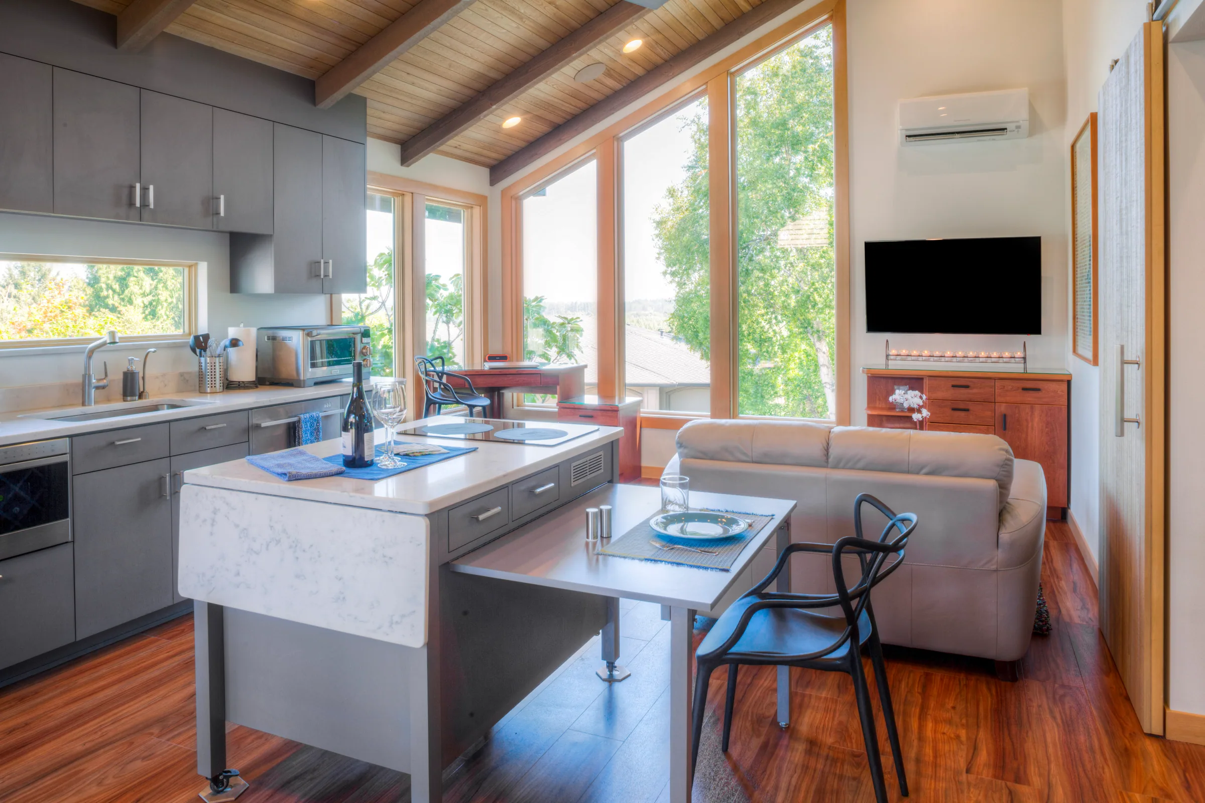 The Hilltop Guest House, image 11