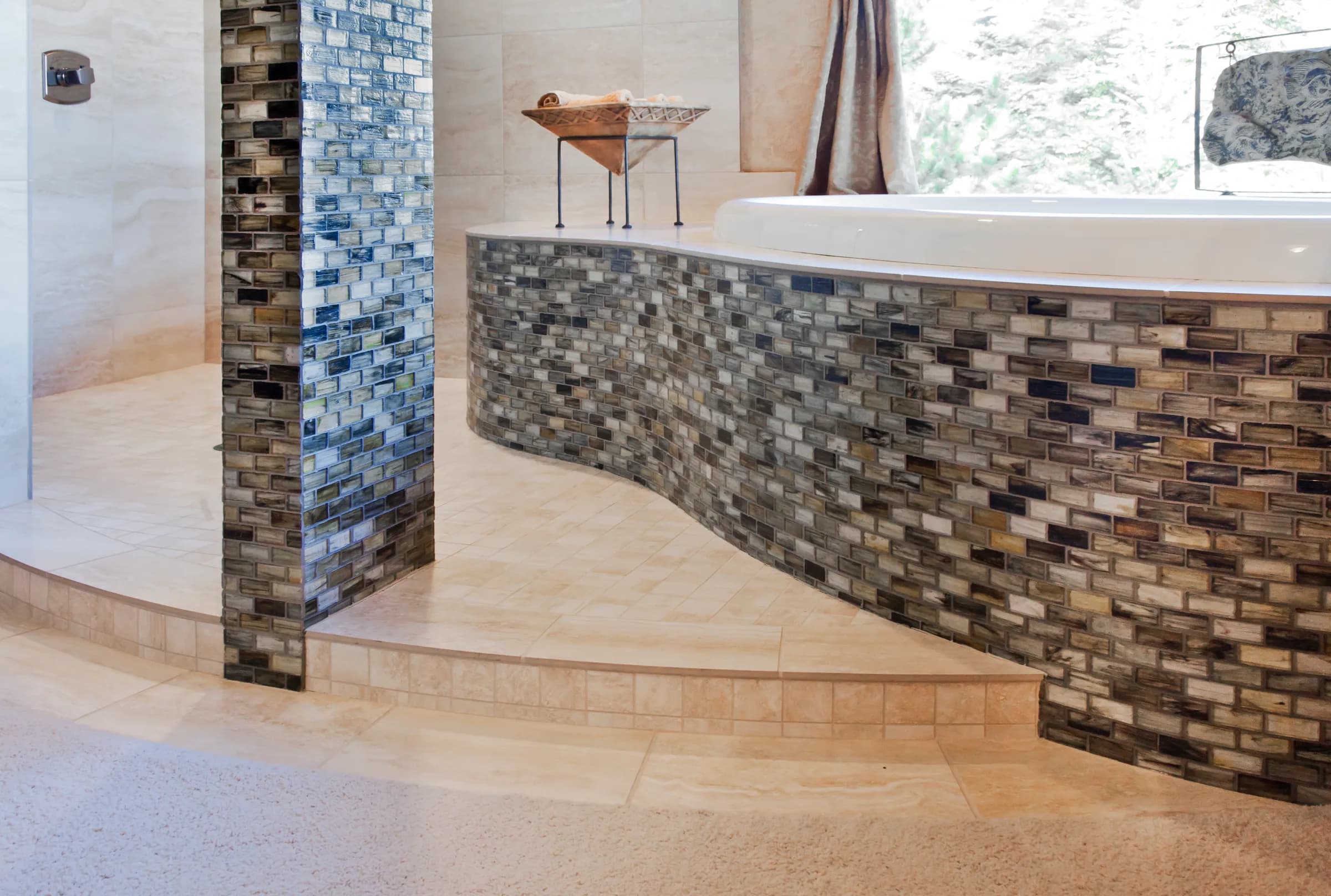 The Mosaic-Column Bath, image 9