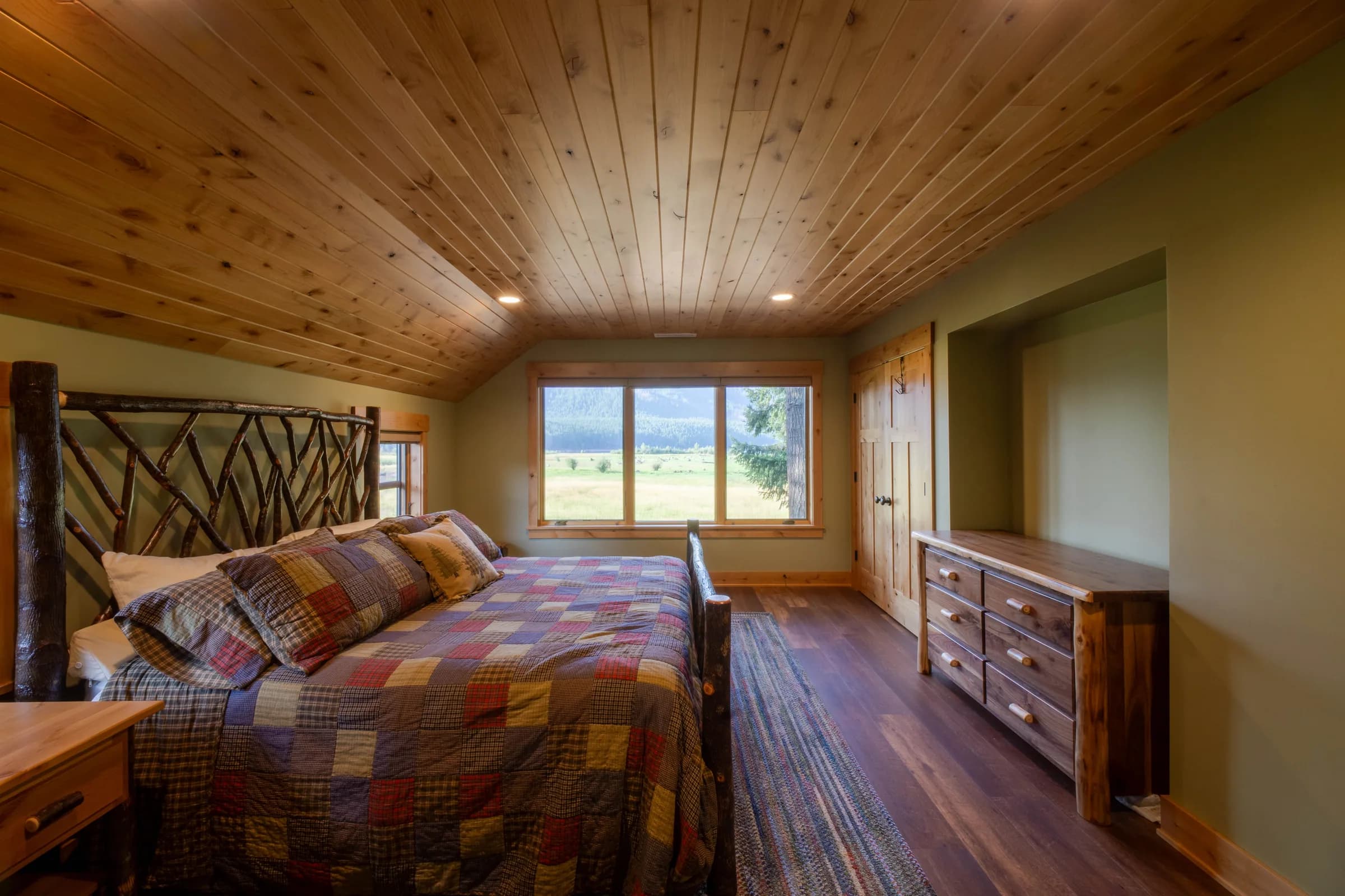 The Mountain-Valley Cabin, image 12