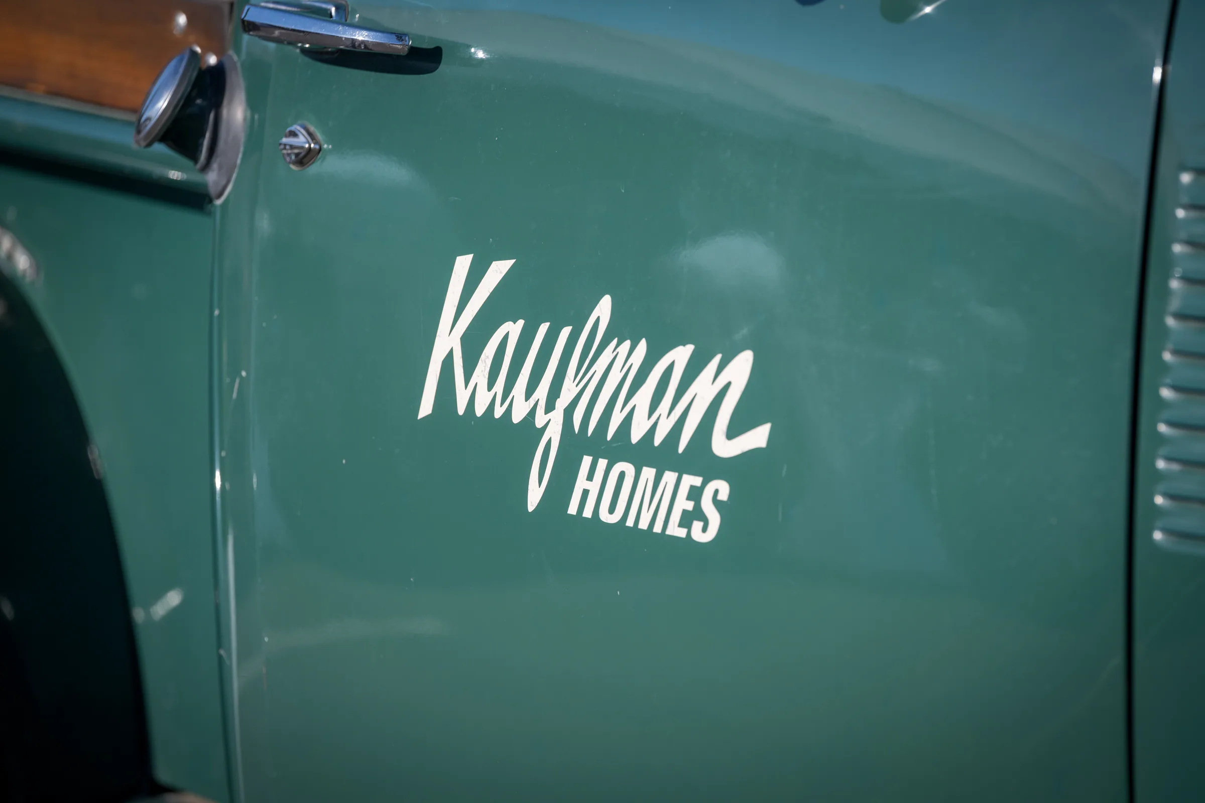 Kaufman Homes lettering on the company truck
